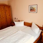 Szálloda Froehlich 2*
