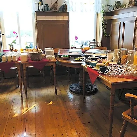 Froehlich Hotel