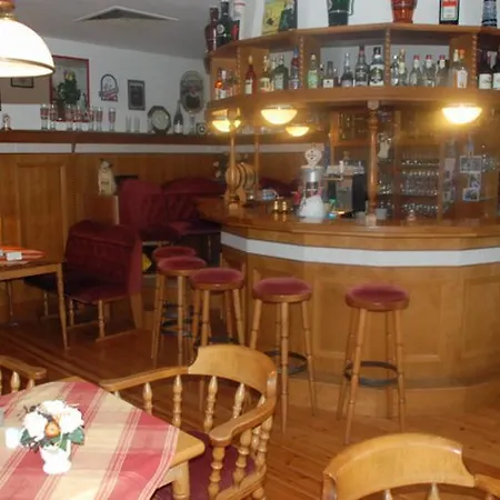 فندق Froehlich بابي